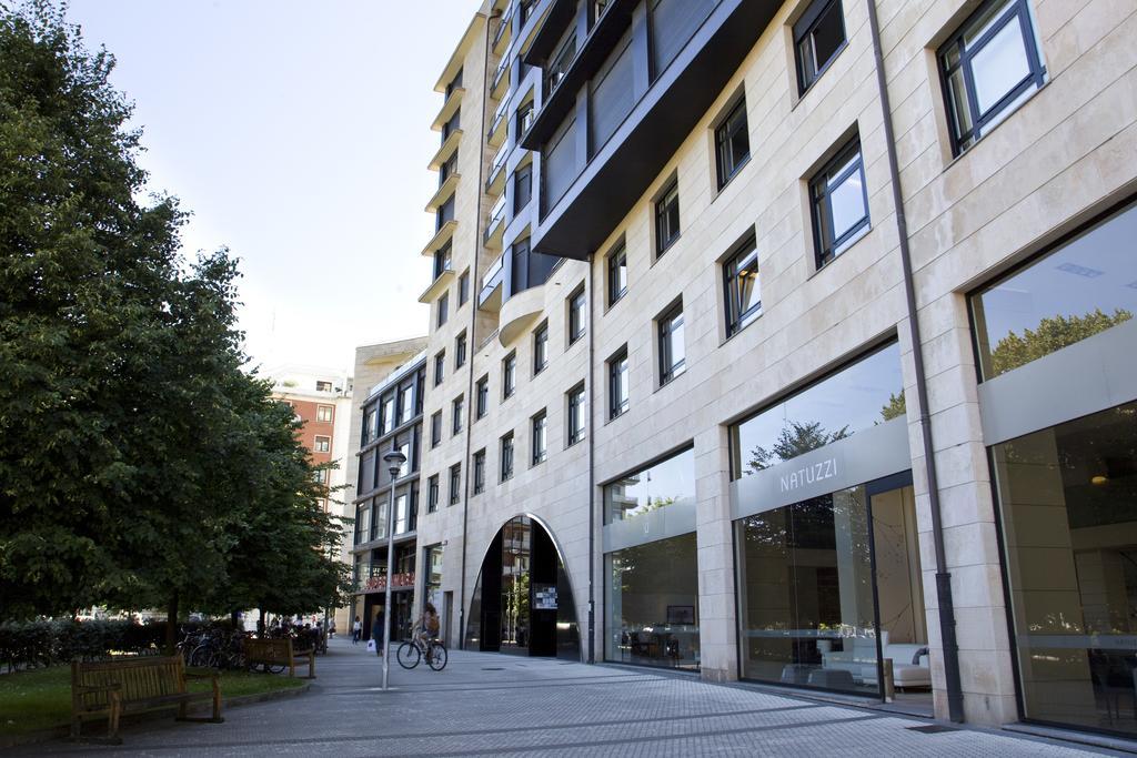 Pension T5 Donostia Suites Сан-Себастьян Екстер'єр фото